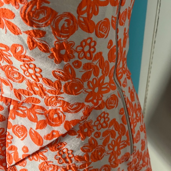 NWOT Betsey Johnson Neon Orange and White Floral Dress - Picture 4 of 10